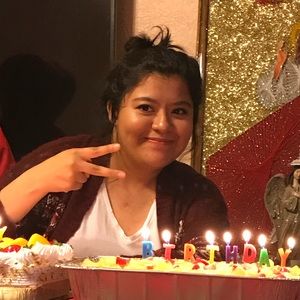 Meet your Posher, Stephanie